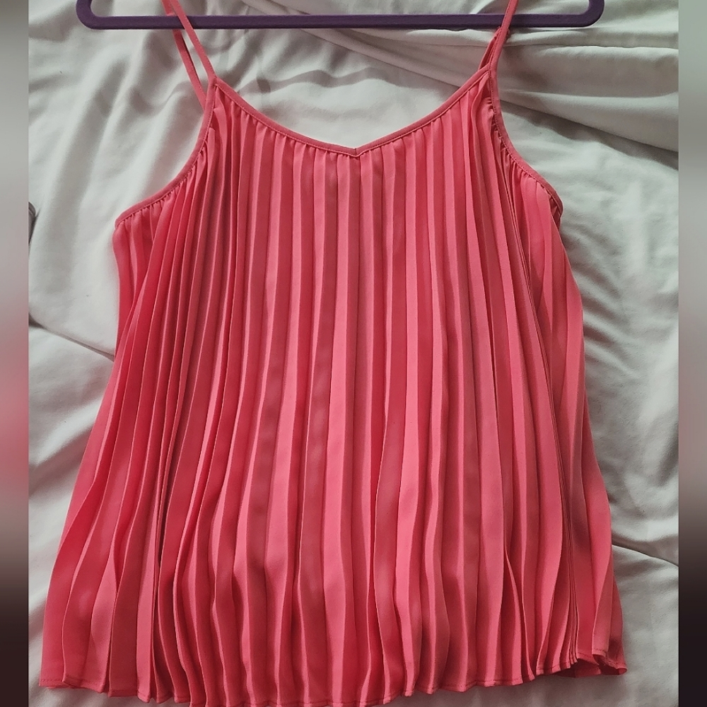 Coral tank top
